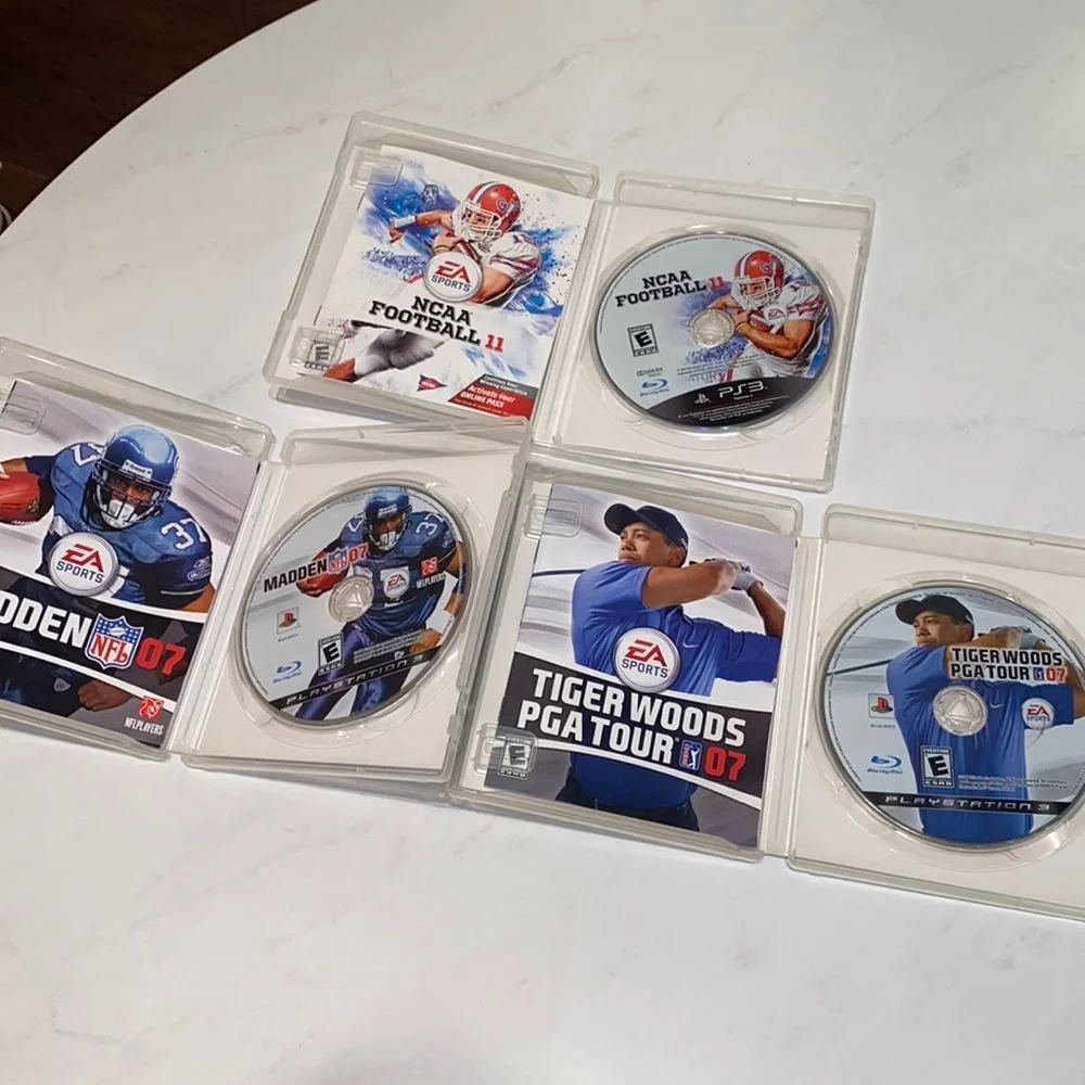 PlayStation 3 NCAA Football 2011 Madden NFL / Tiger Woods PGA Tour 2007 PS3 game